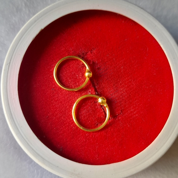 Beautiful new small earrings - Picture 8 of 8